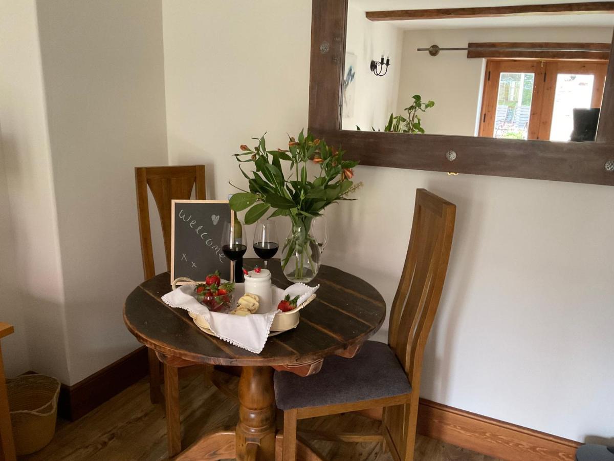 Fox Hill Bed & Breakfast Brompton  Exterior photo